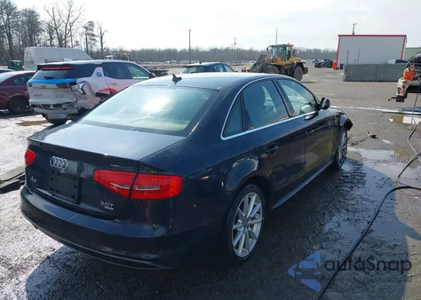 2014 Audi A4 2.0T Premium z USA, uszkodzony, nr VIN WAUFFAFL3EN011372